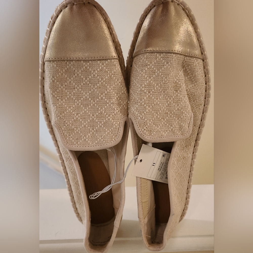 Gold and Tan Flats